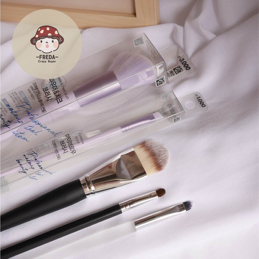 DAISO Brushes Korea Foundation Eyeshadow Makeup Tools Shopee Singapore