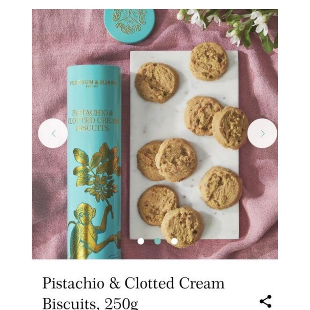FORTNUM &MASON Pistachio & Clotted Cream Biscuits/ FORTNUM &MASON Dark