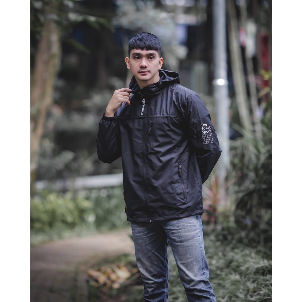bg