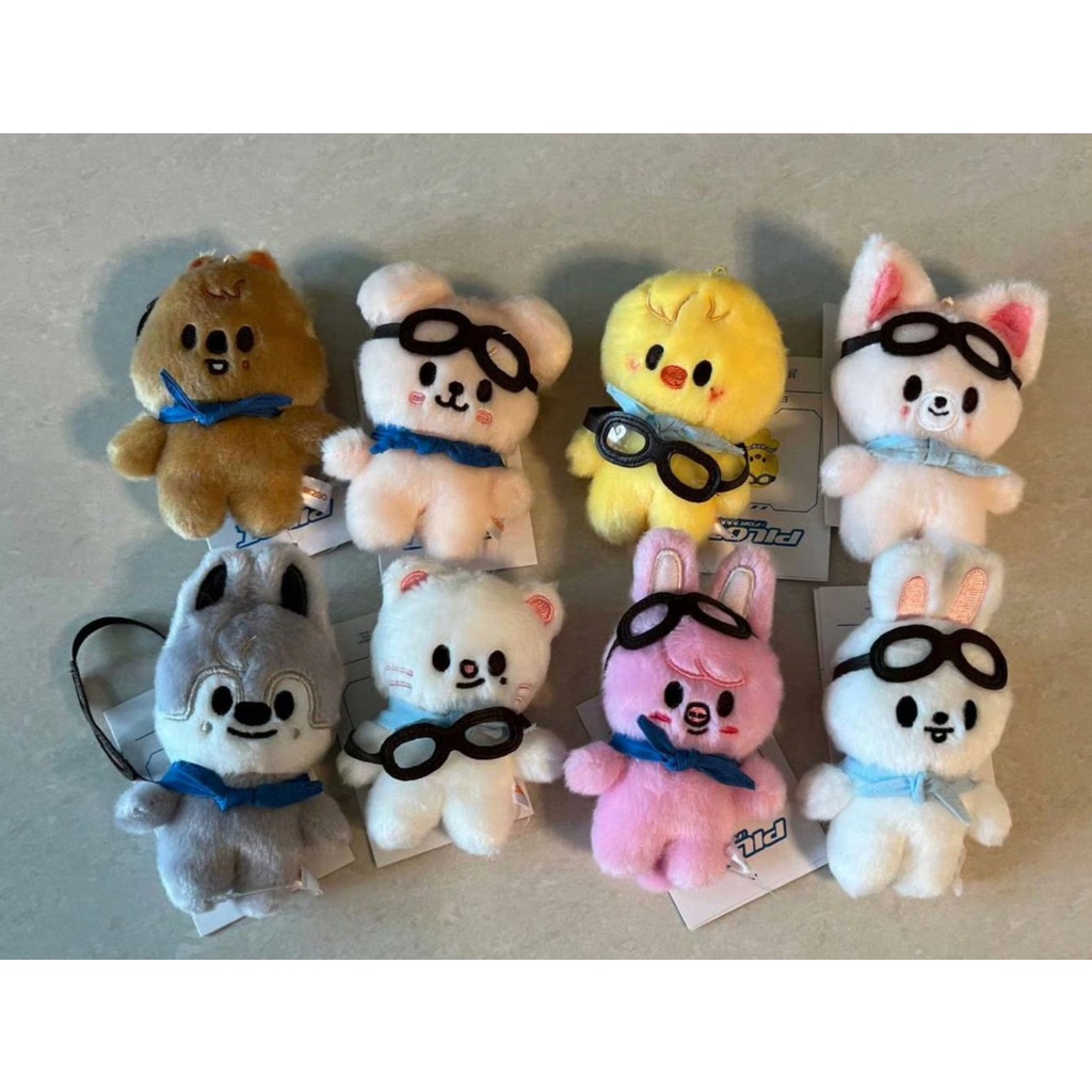 SKZOOグッズ ネックピロー U型枕 Stray Kids ストレイキッズ