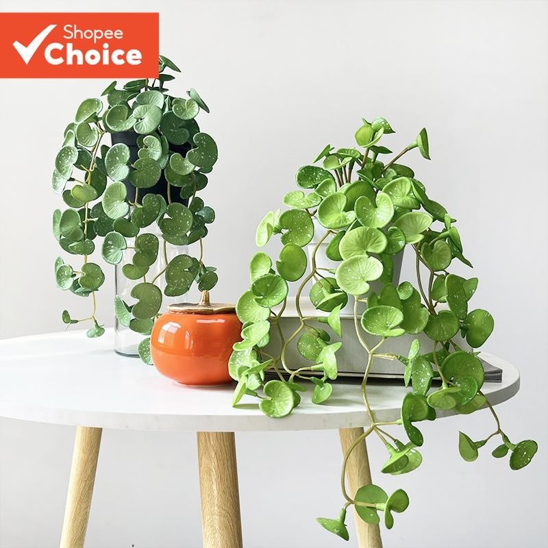 Elegant Ceramic Flower Vase for Artificial Plants and Bouquets