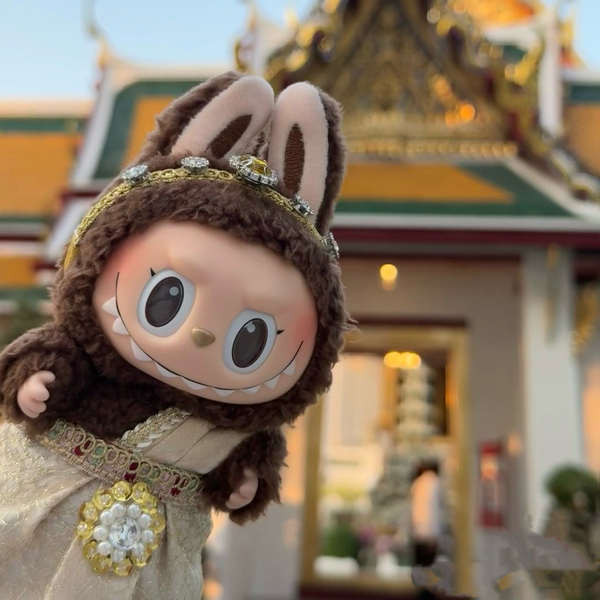 ぬいぐるみ POPMART HIDE AND SEEK LABUBU Pop Mart Labubu Hide and Seek In Singapore Series Vinyl