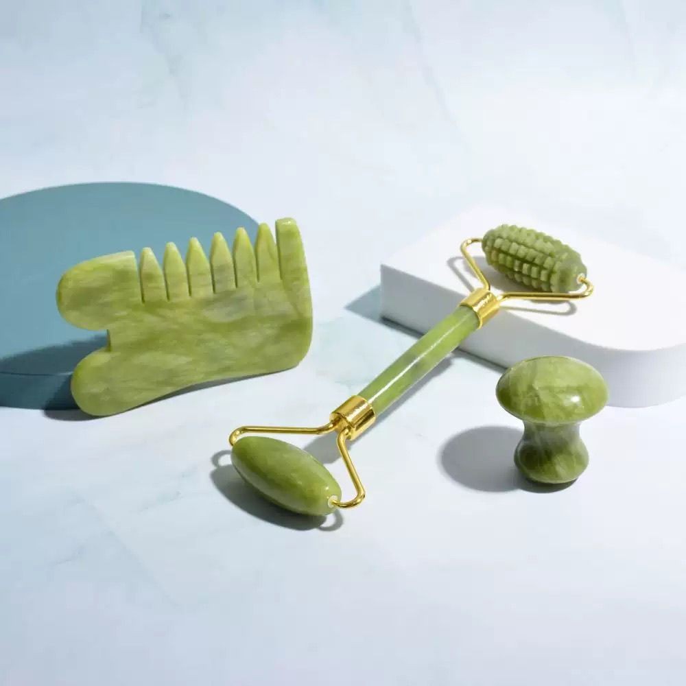 Xiuyu Jade Roller Jade Comb Jade Massage Stone Green Phoenix Jade Roller Scraping Board Beauty#岫玉玉石滚轮玉石梳子玉石按摩石绿凤玉滚轮刮痧板美4/24