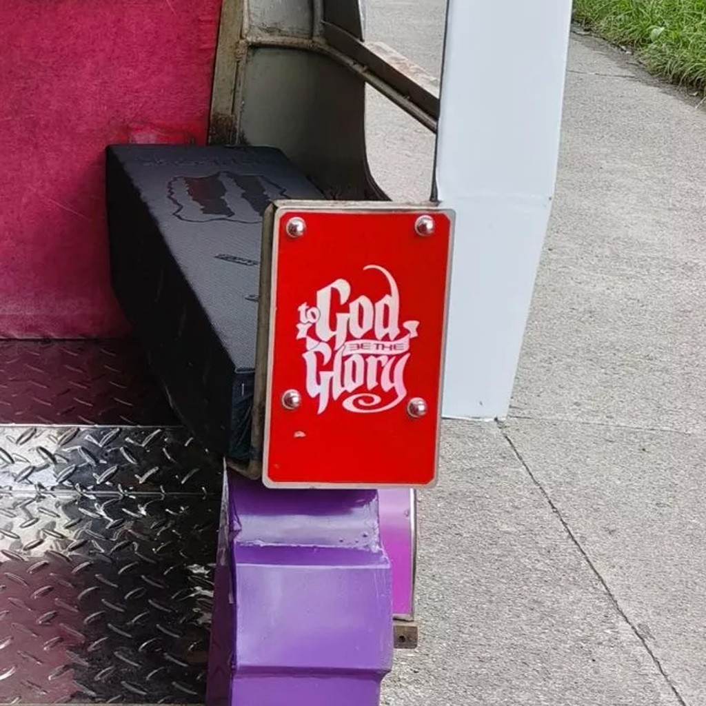 bg