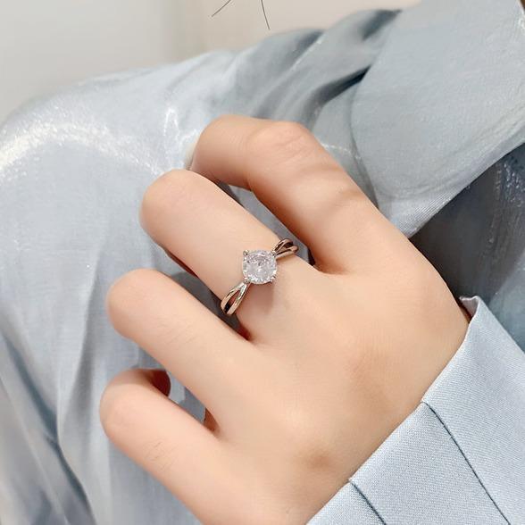 Nhẫn Nữ Đính Đá  Có Thể Điều Chỉnh Linh Hoạt Thiết Kế Nhỏ Gọn Chất Liệu Hợp Kim Cao Cấp Viên Đá Cắt Đa Giác Bắt Sáng