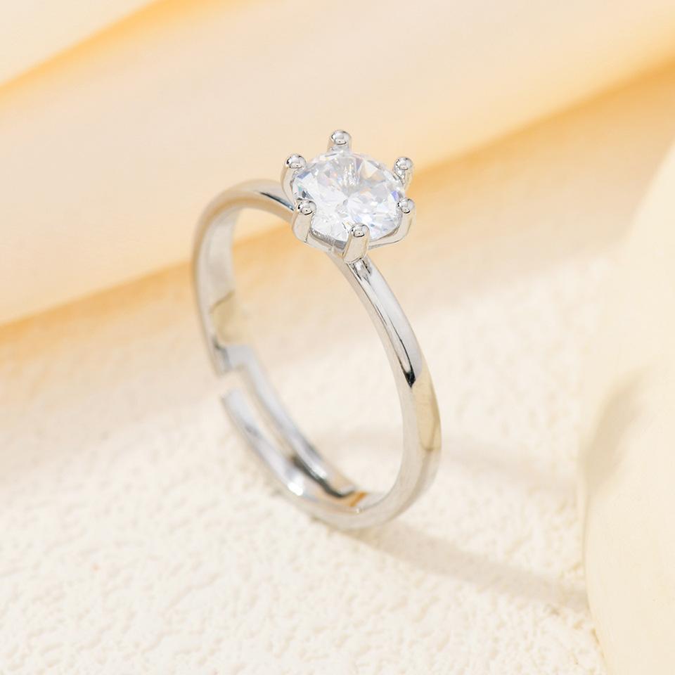 Nhẫn Đính Đá Moissanite Viền Bạc – thiết kế sang trọng, tinh tế , Tự Điều Chỉnh Được Kích Thước