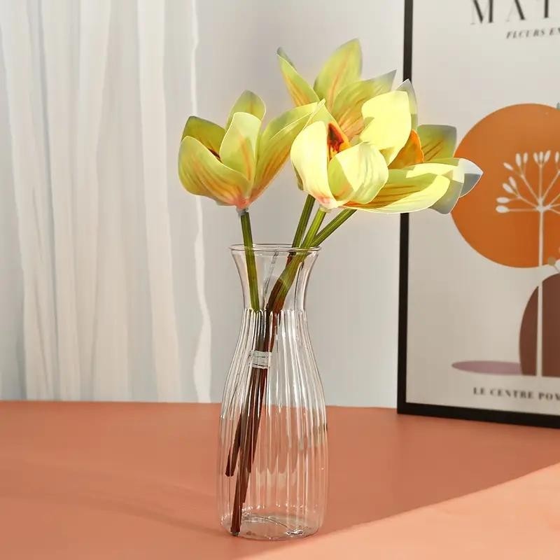 Transparent plastic vase, imitation glass style, for home and wedding flower arrangement