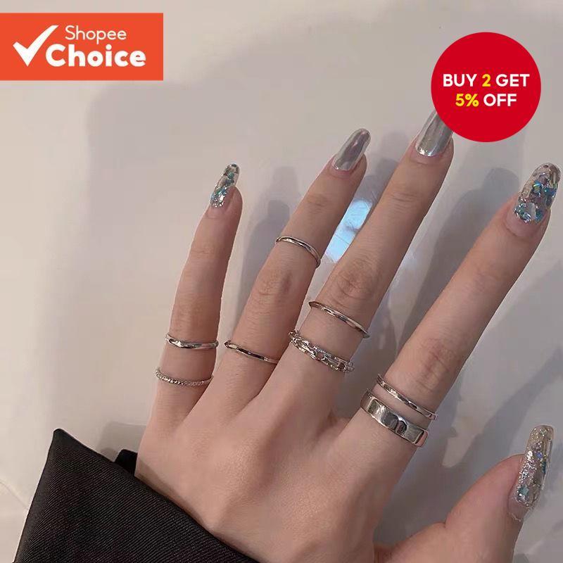 Trendy 7-Piece Ring Set for Women - Hip-Hop Retro Joint Rings in Minimalist Style