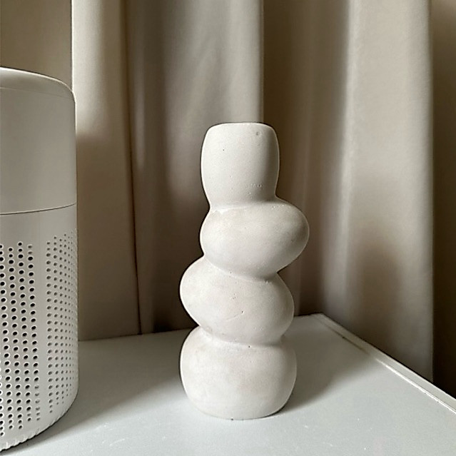 Stone tower flower vase for dried flower arrangement and home decor