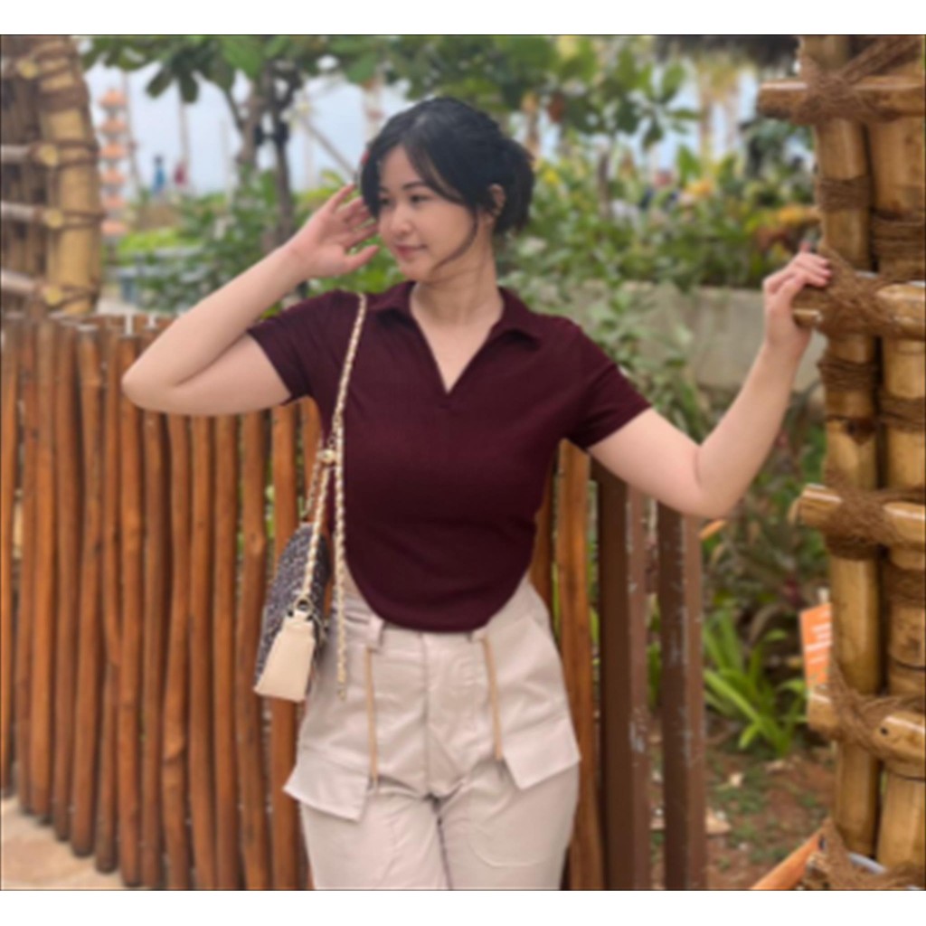 Elda label crop top v neck oval kekinian lengan pendek wanita cod