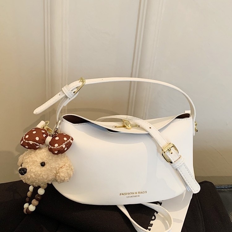 Túi Xách Nữ Hobo Dáng Dài Màu Pastel Dễ Thương | Túi Đeo Vai Ngang Có Chú Chó Bông Trang Trí Phong Cách Hàn Quốc | Dễ Phối Đồ | Hồng / Đỏ / Đen / Tím / Xanh / Trắng