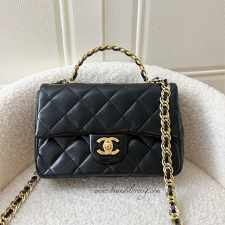 Pre-loved) Chanel Medium Classic Flap CF in Black Lambskin and GHW