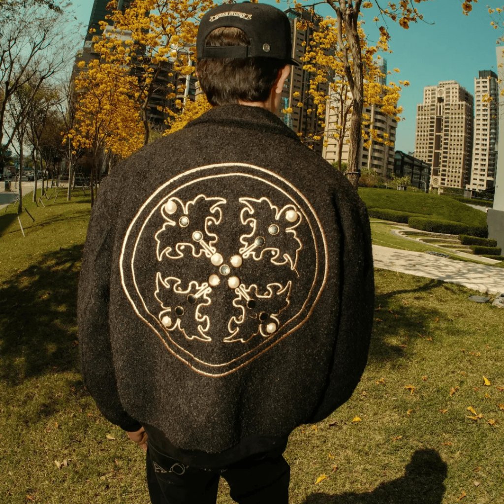bg