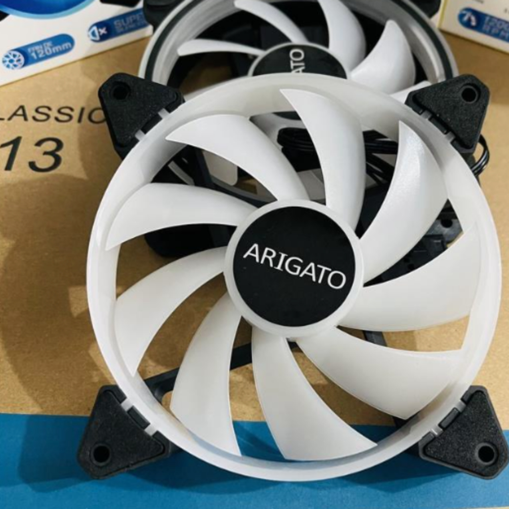 Quạt tản nhiệt 12CM 4Pin PWM đèn Led ARGB tốc 1800RPM