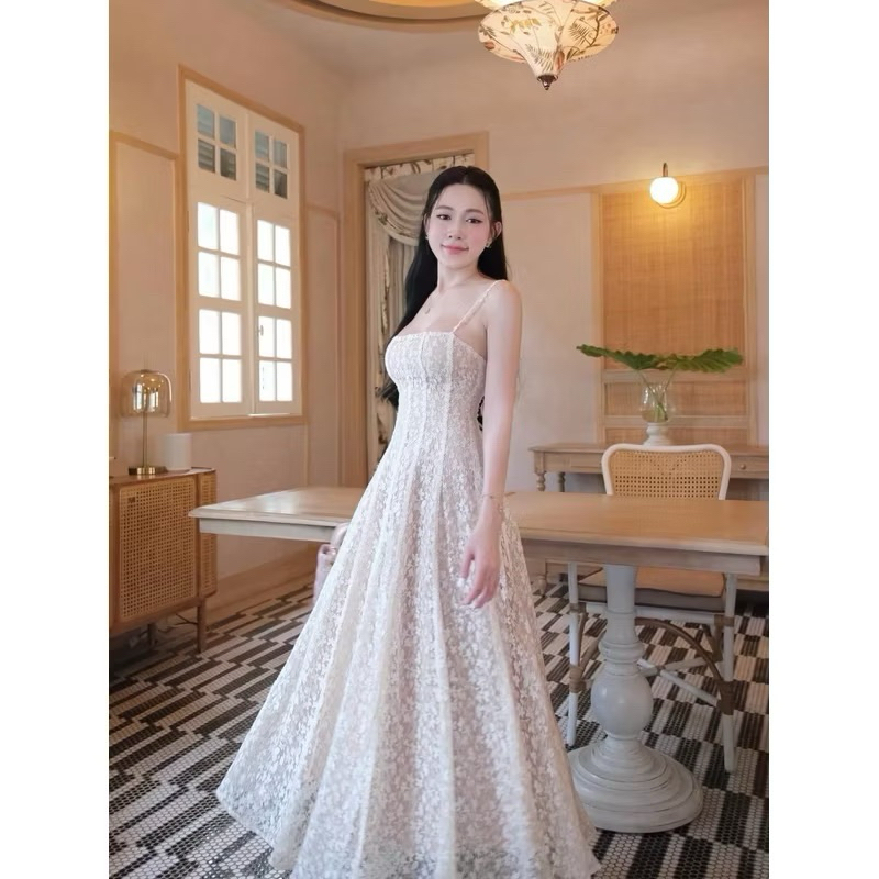 High Quality Lace Maxi Dress with Luxurious Lace Trim, Flared Maxi Shape, Elegant Feminine Design D2