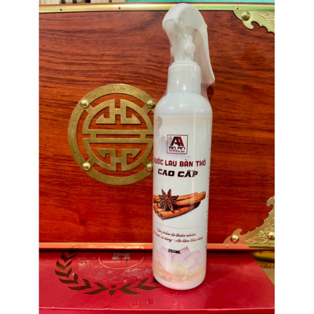 Nước lau ban thờ An An cao cấp, dùng lau ban thờ giúp thanh tẩy uế, tinh chất quế và thảo mộc 250ml