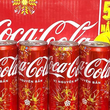 Lốc 6 Lon  Coca-cola 235ml - 330ml mẫu tết (bọc chống sốc)