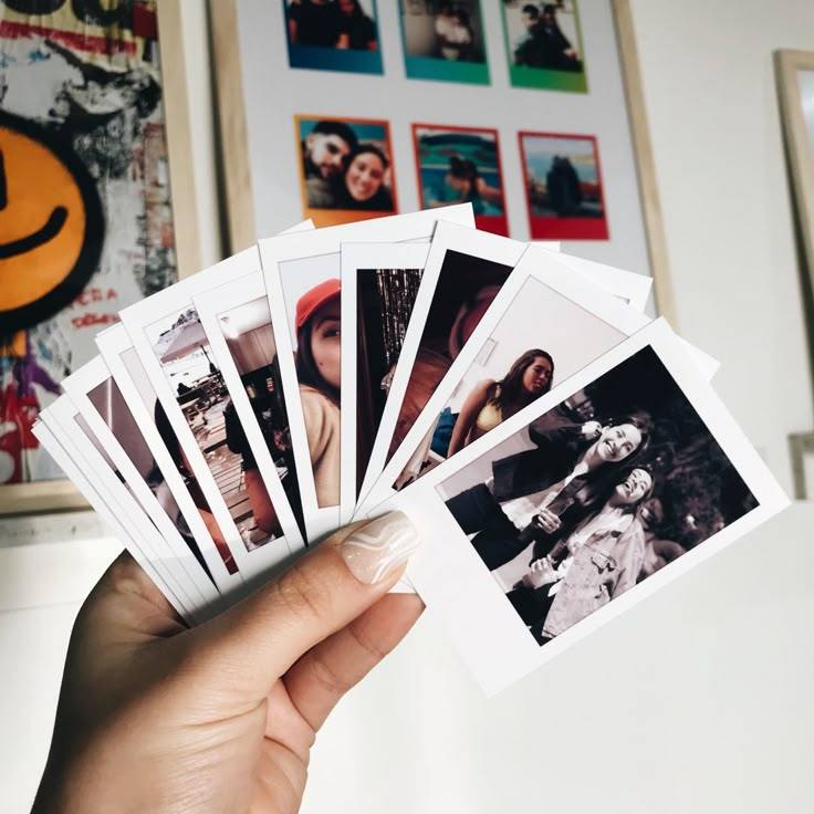 [Nhận in từ 12 Ảnh] In Ảnh Polaroid Theo Yêu Cầu, Chỉnh Ảnh Miễn Phí