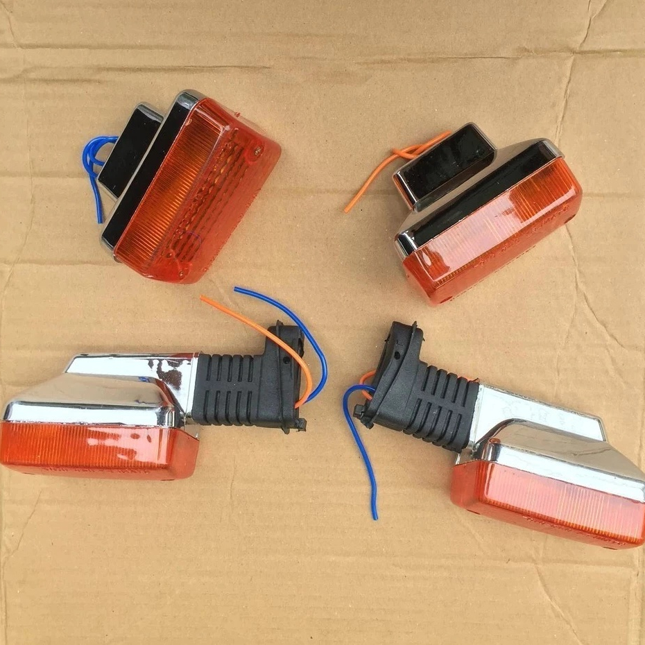 Bộ đèn xi nhan trước và sau xe cup 82 DD , cub 82 đời mới loại đẹp