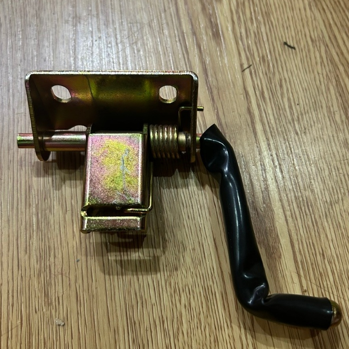 Khoá yên dài xe cub DD70,,,Khoá yên dài xe cub DD70