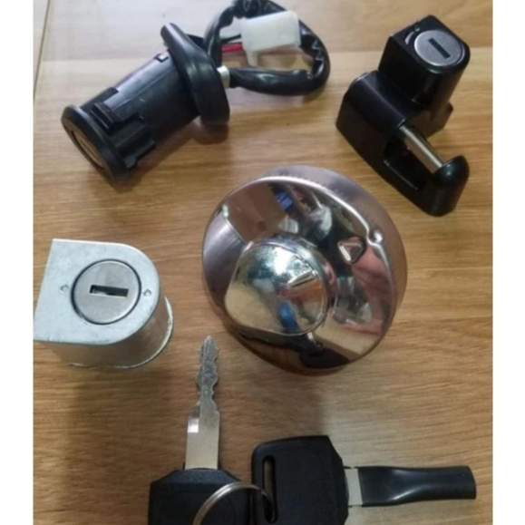 Bộ khóa điện 4 món xe cub 81/82