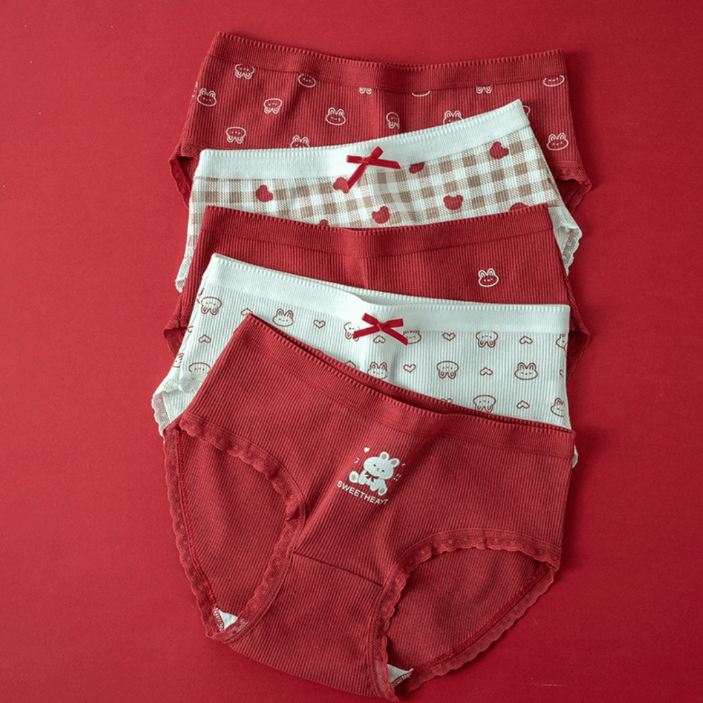 [ MẪU MỚI ] Quần Lót Nữ Cotton Họa Tiết Gấu Đỏ May Mắn - Quần Chip Nữ Đáy May Kháng Khuẩn AMYBRA LY20