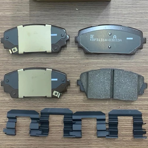 Má phanh trước xe Kia Morning 2005 - 2021 chính hãng 581011YA00, 581011YA10